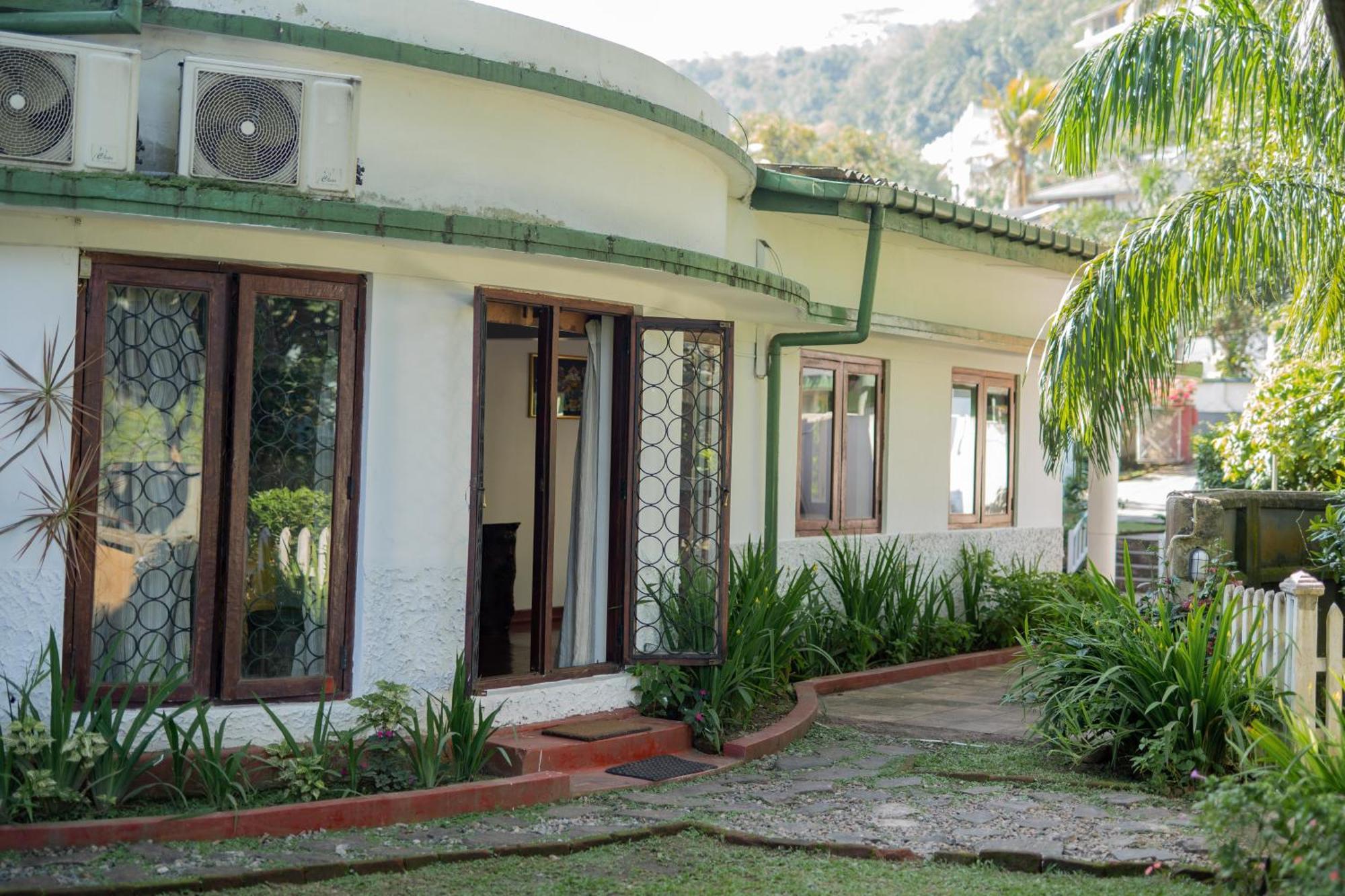 Kandy Boutique Villa By Fortuna Bungalows Exterior photo